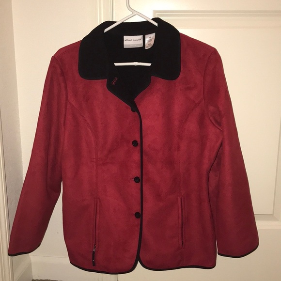 Jacket - Picture 1 of 8